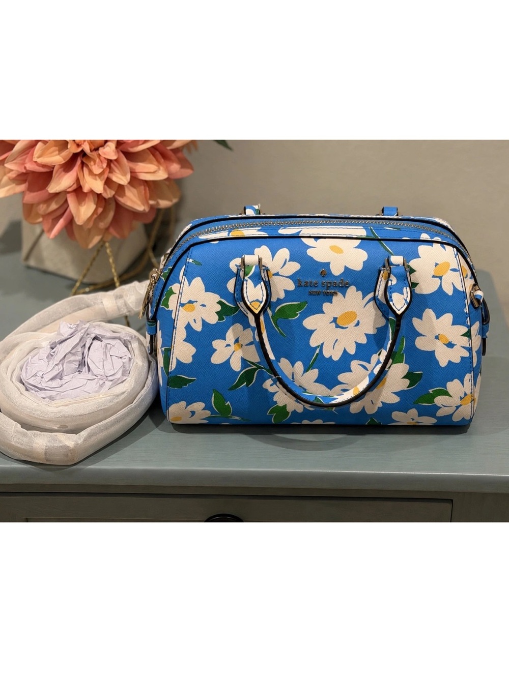 Kate Spade Madison Tide Pool Charming Daisy Small Duffle Bag Handbag Crossbody - Picture 5 of 9